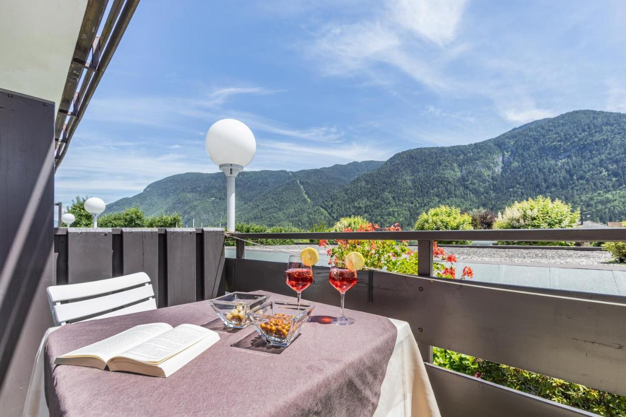Pippo Hotel Terzolas Екстер'єр фото
