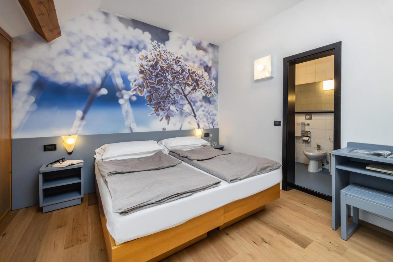 Pippo Hotel Terzolas Екстер'єр фото